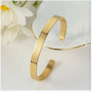 Islamic Ayat ul Kursi Scripted Bangle – Arabic Calligraphy Bracelet thumbnail